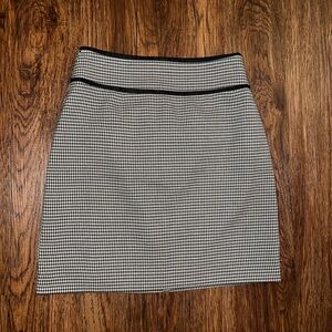 90s style Houndstooth Skirt